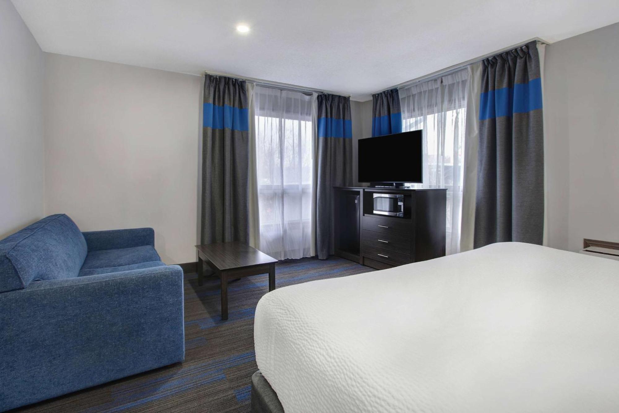 Days Inn By Wyndham Barrie Exteriér fotografie