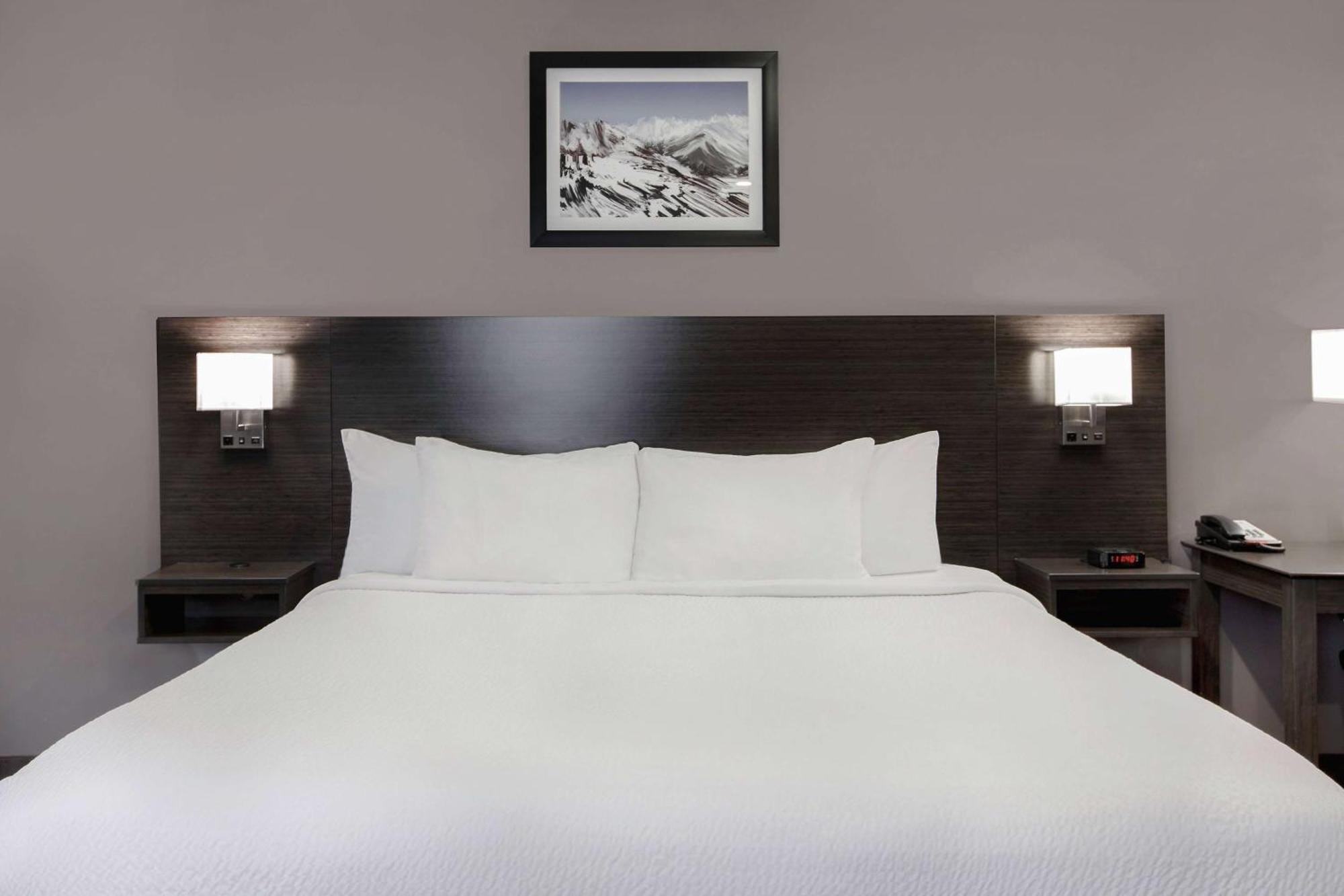 Days Inn By Wyndham Barrie Exteriér fotografie
