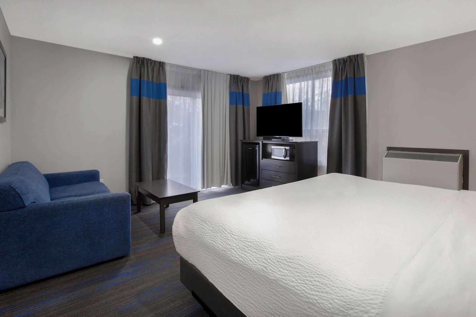 Days Inn By Wyndham Barrie Exteriér fotografie